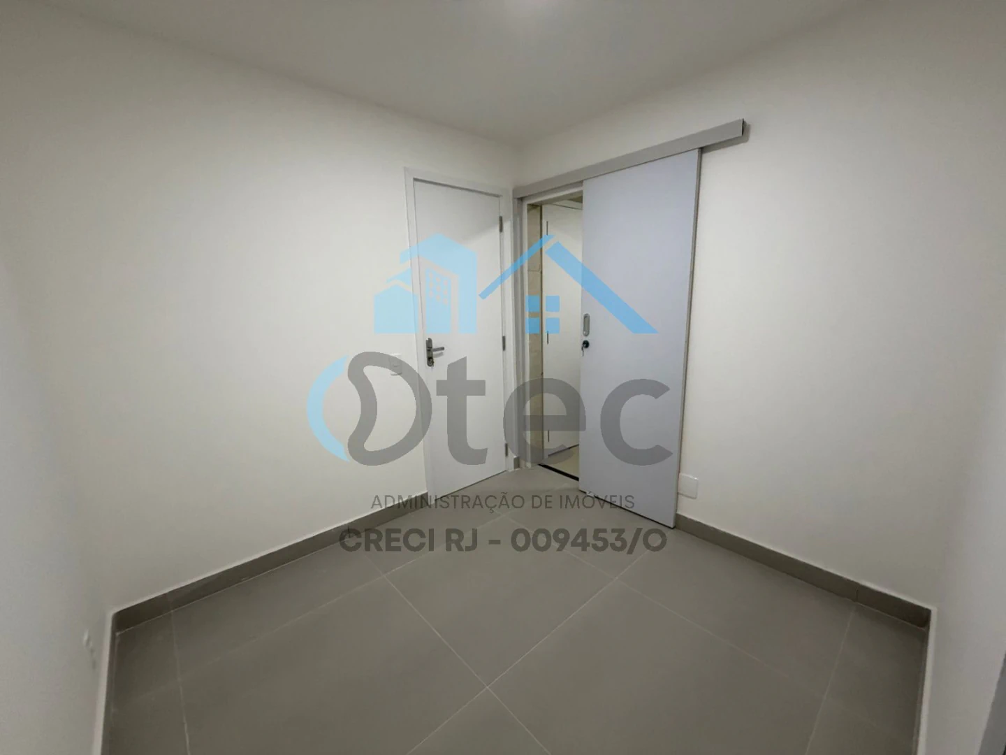2-suite apartment with 2 parking spaces — photo 8