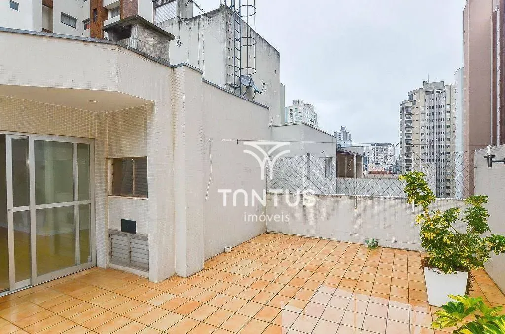 Duplex-style penthouse with 3 bedrooms and 3 baths — photo 35