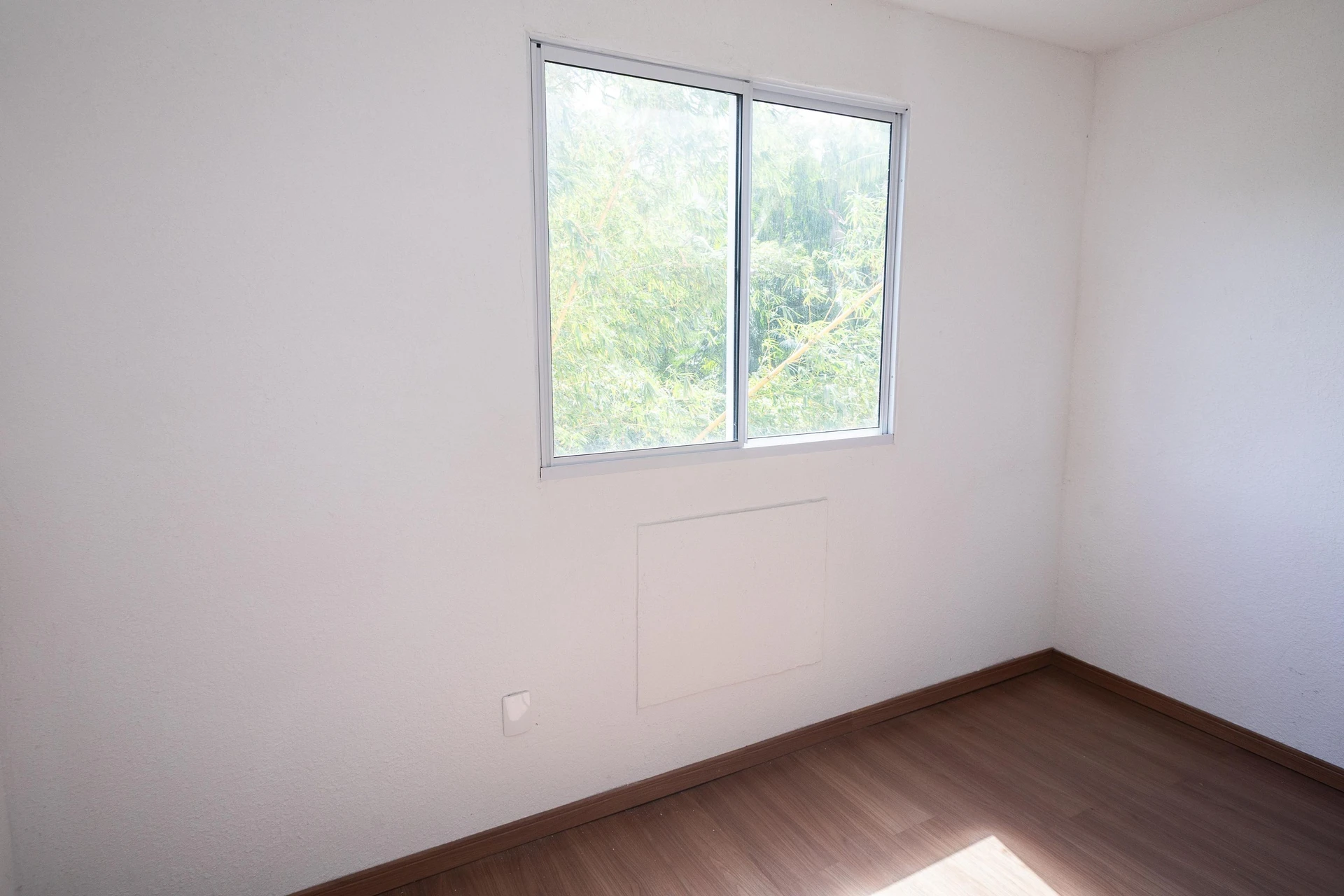 Apartamento sem mobília com 2 quartos e jardim privativo — photo 12