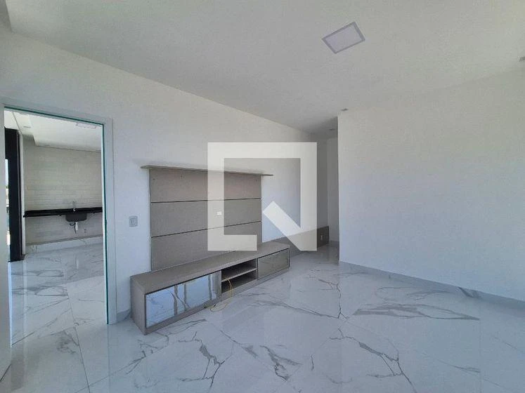 5-bedroom house with floor-to-ceiling windows — photo 21