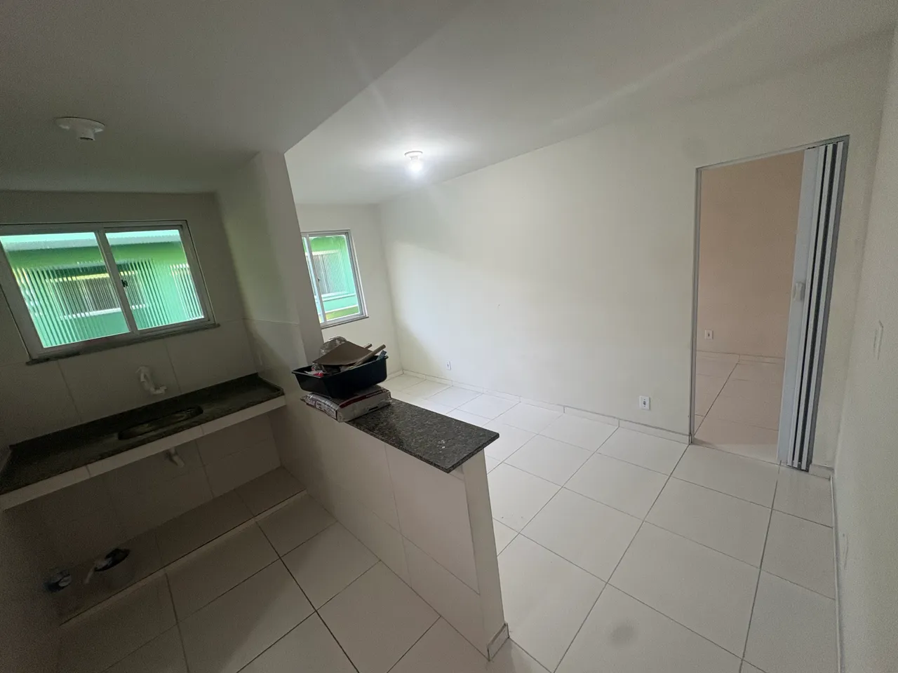 Kitnet sem vaga, cozinha integrada e 1 banheiro — photo 2