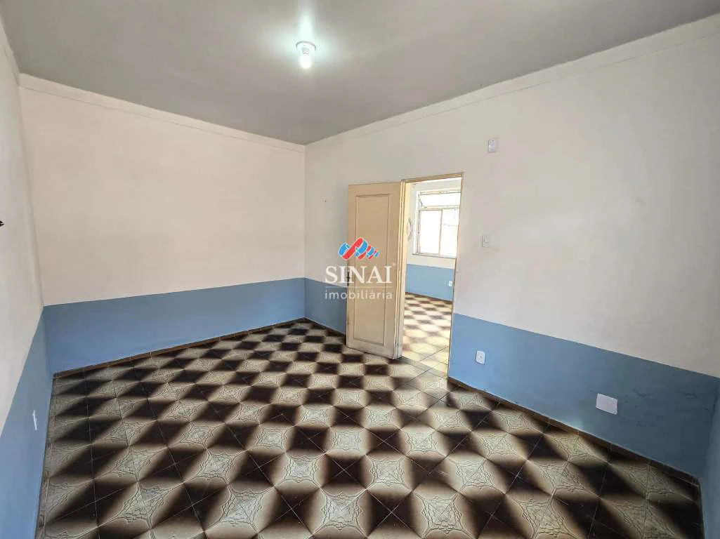 Casa com 4 quartos, 4 banheiros e 8 vagas — photo 6