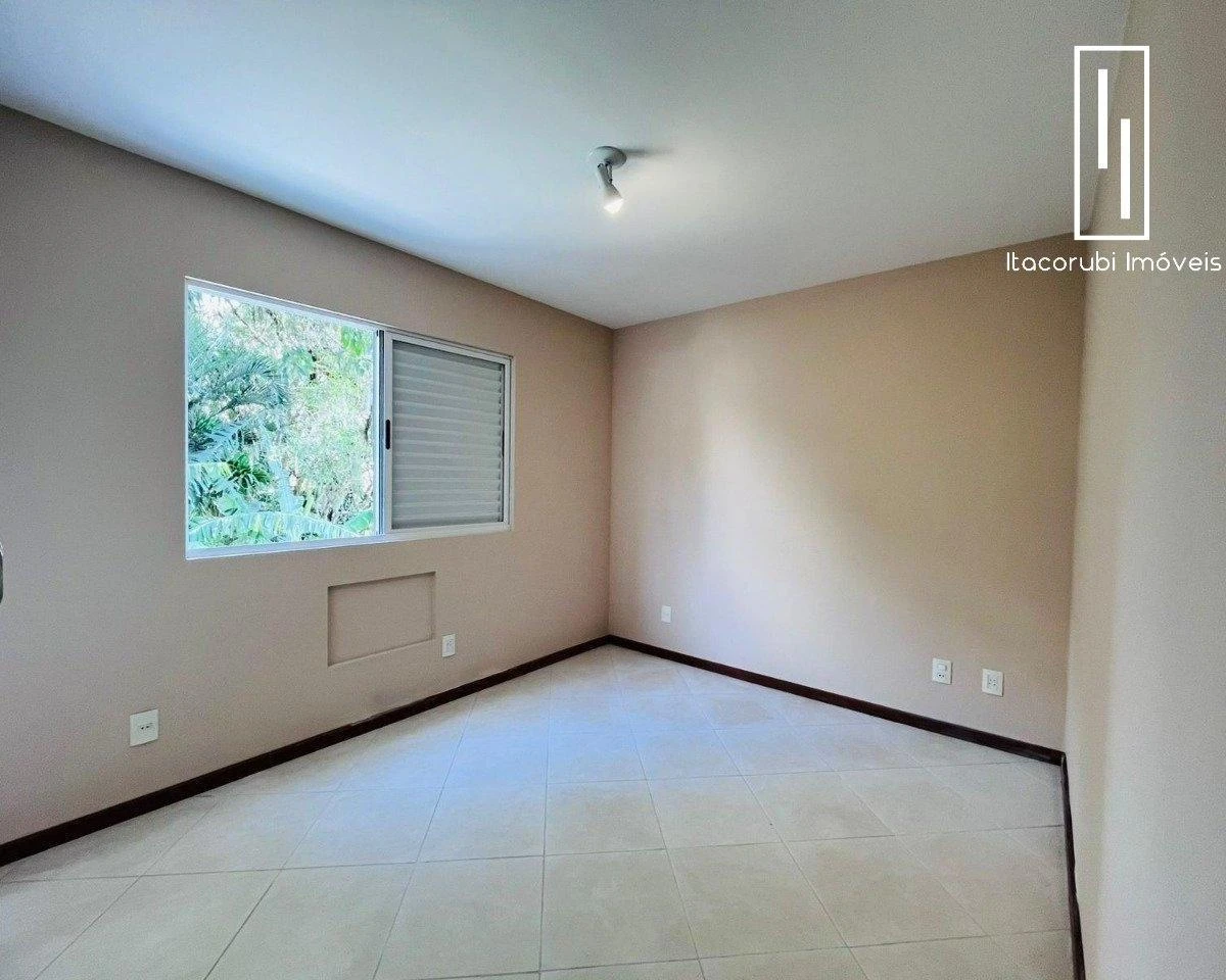 Furnished 2-bedroom apartment with open-plan kitchen — photo 5