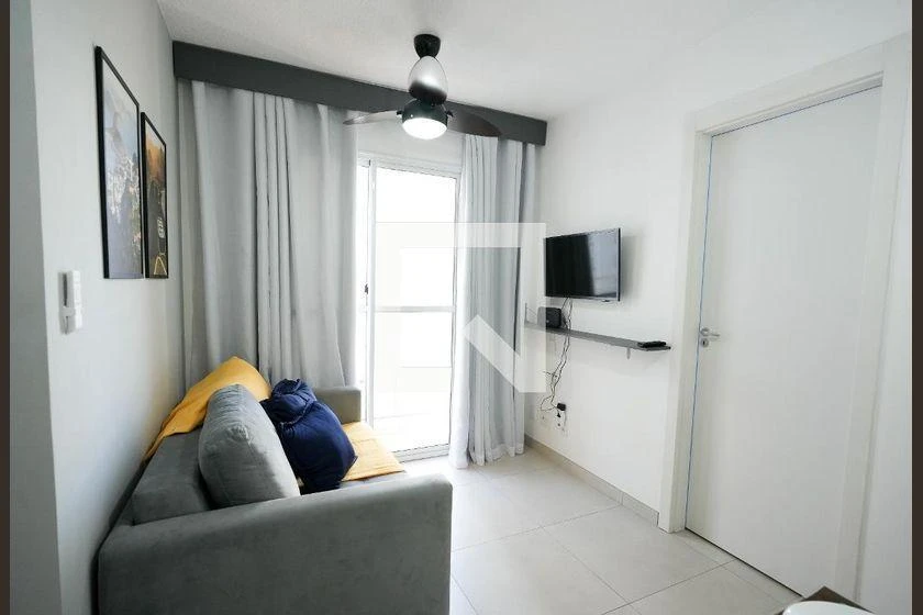 Furnished 32 m² apartment with 1 bedroom and open-plan kitchen — photo 6