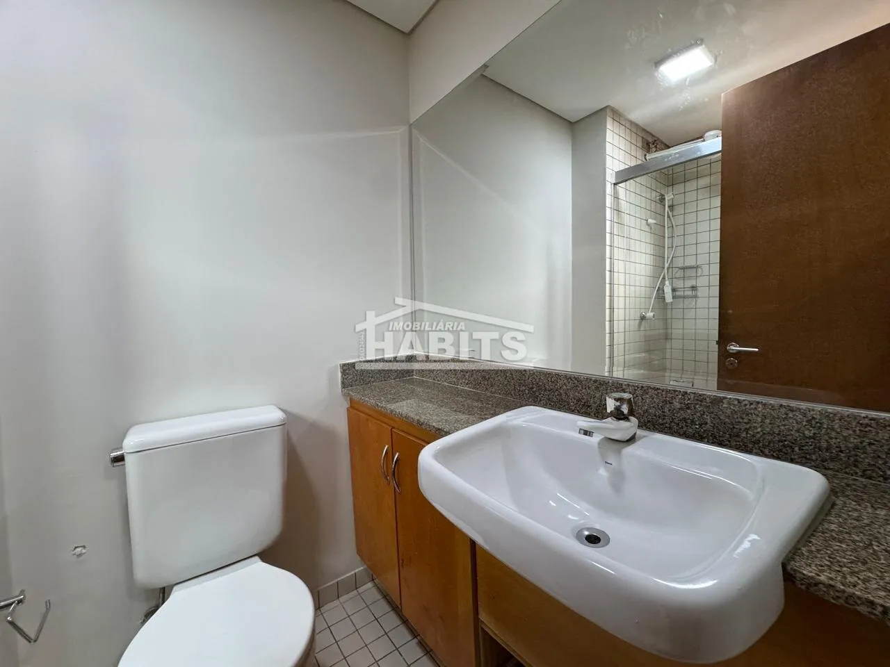 3-bedroom apartment with a balcony — photo 18