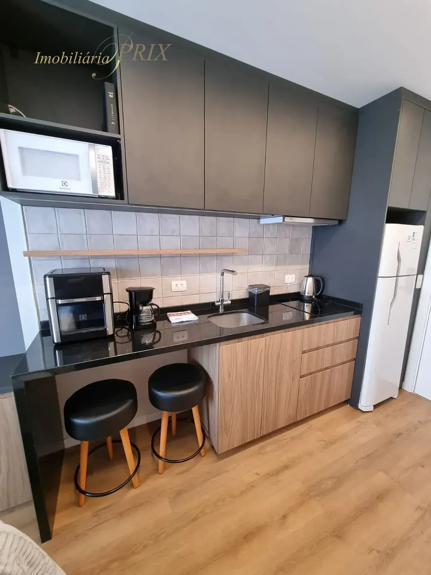 Studio mobiliado, 20 m², com espaço de home office — photo 9