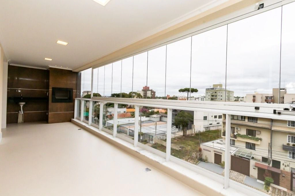 3 quartos e piscina privativa: apartamento de 297 m²