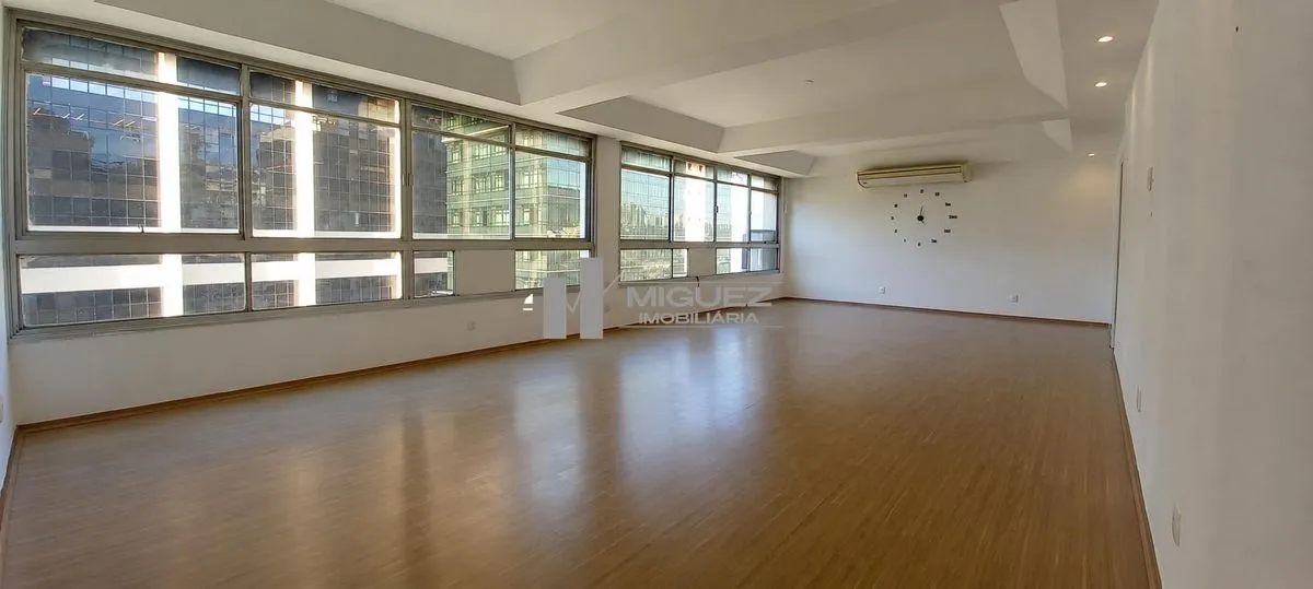 Apartamento de 190 m² com 3 quartos e vaga, cozinha fechada — photo 33