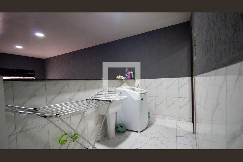 Furnished rental house with 250 m² and 2 bedrooms — photo 9