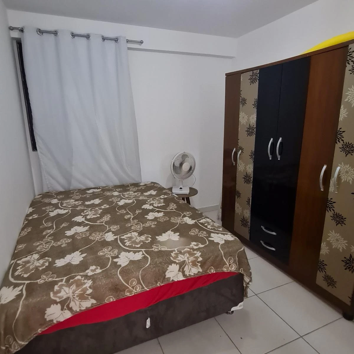 2-bedroom apartment in a building with a pool — photo 12