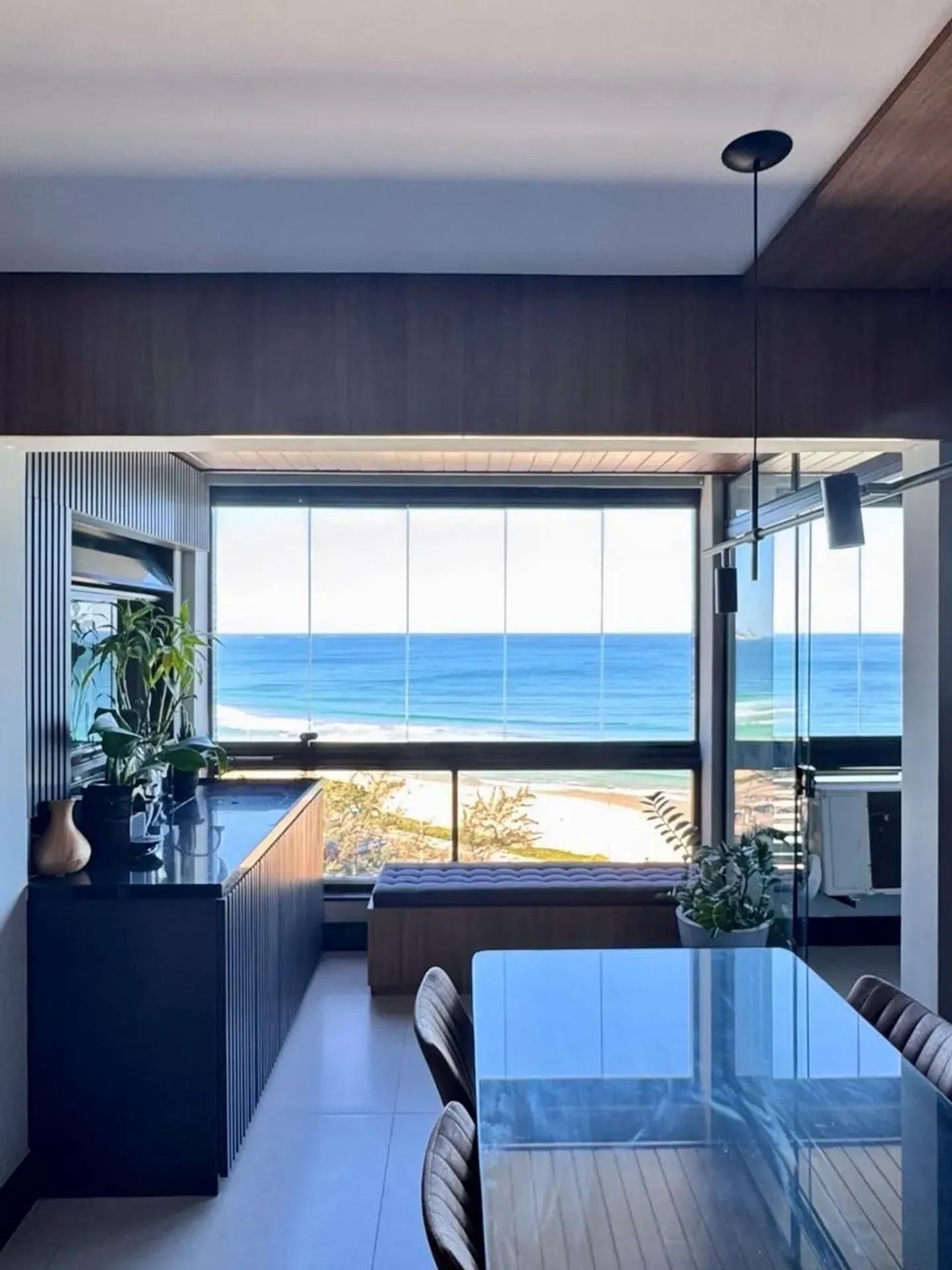 Furnished apartment, 60 m², with a water view — photo 9