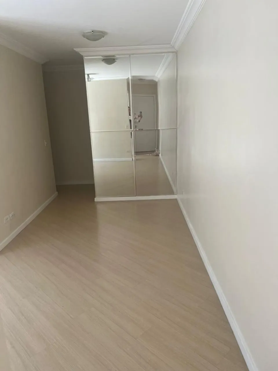Apartamento com piso de madeira ou laminado, São Lourenço — photo 9