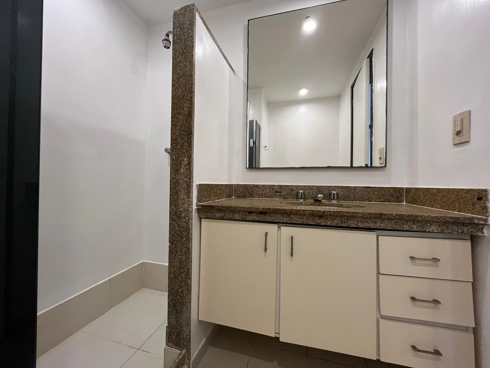 3-bedroom apartment with 2 parking spaces and gas stove — photo 45