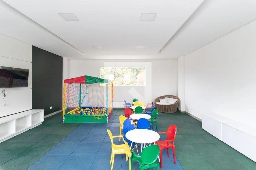 2-bedroom apartment in a building with a pool — photo 35
