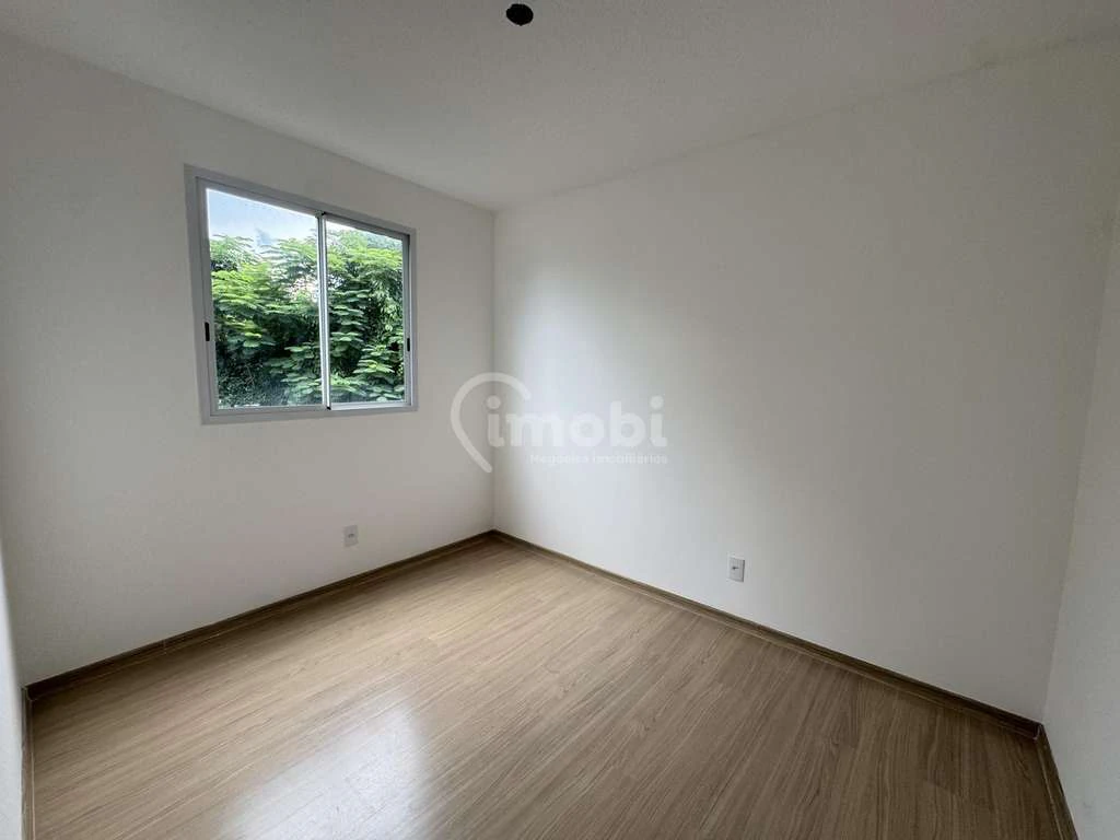 Apartamento de 44 m² com 2 quartos e cozinha fechada — photo 7