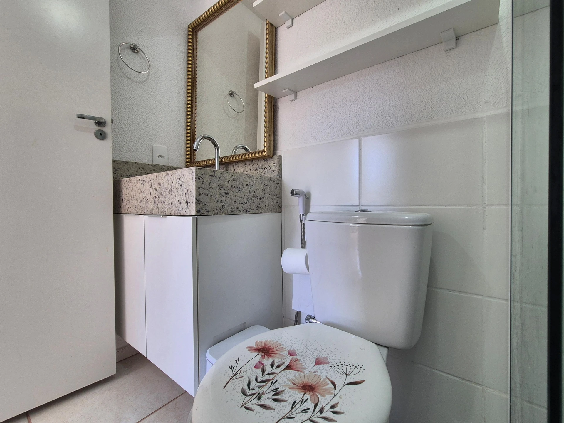 Home office in a 2-bedroom apartment, 65 m² — photo 29