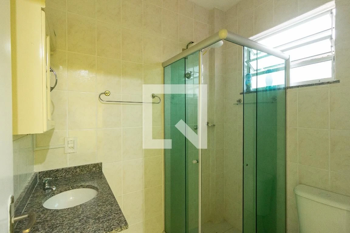 200 m² house with a private BBQ and a private pool — photo 30