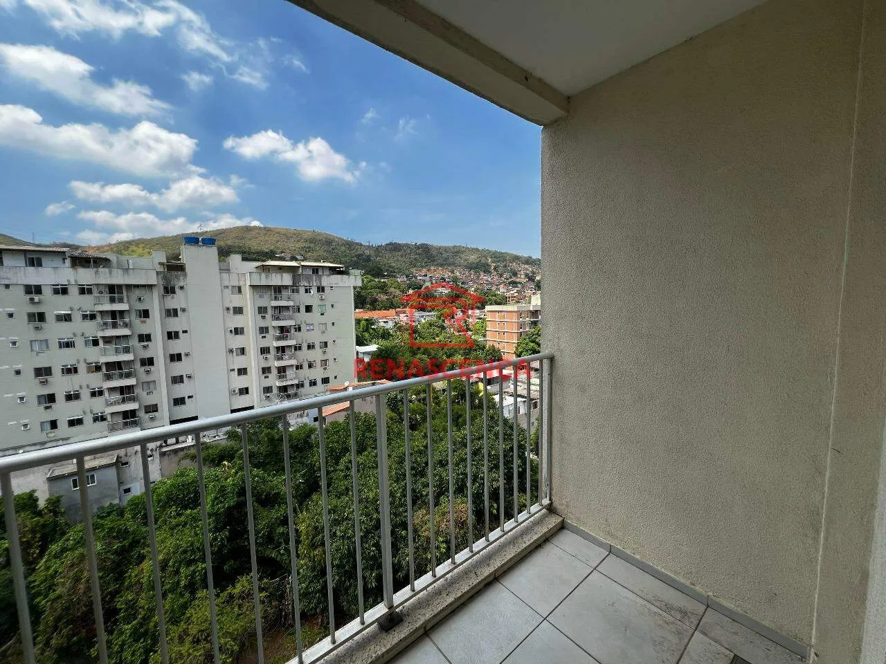Unfurnished apartment with 3 bedrooms and 1 parking spot — photo 18