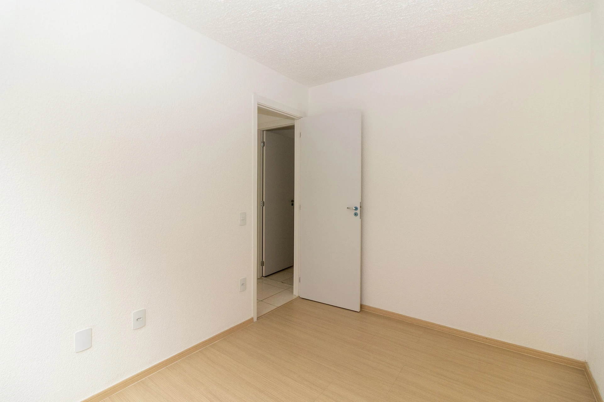 Apartamento com 2 quartos e piscina no condomínio — photo 7