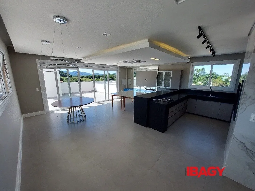 Apartamento amueblado de 2 dormitorios y 44 m² — photo 17