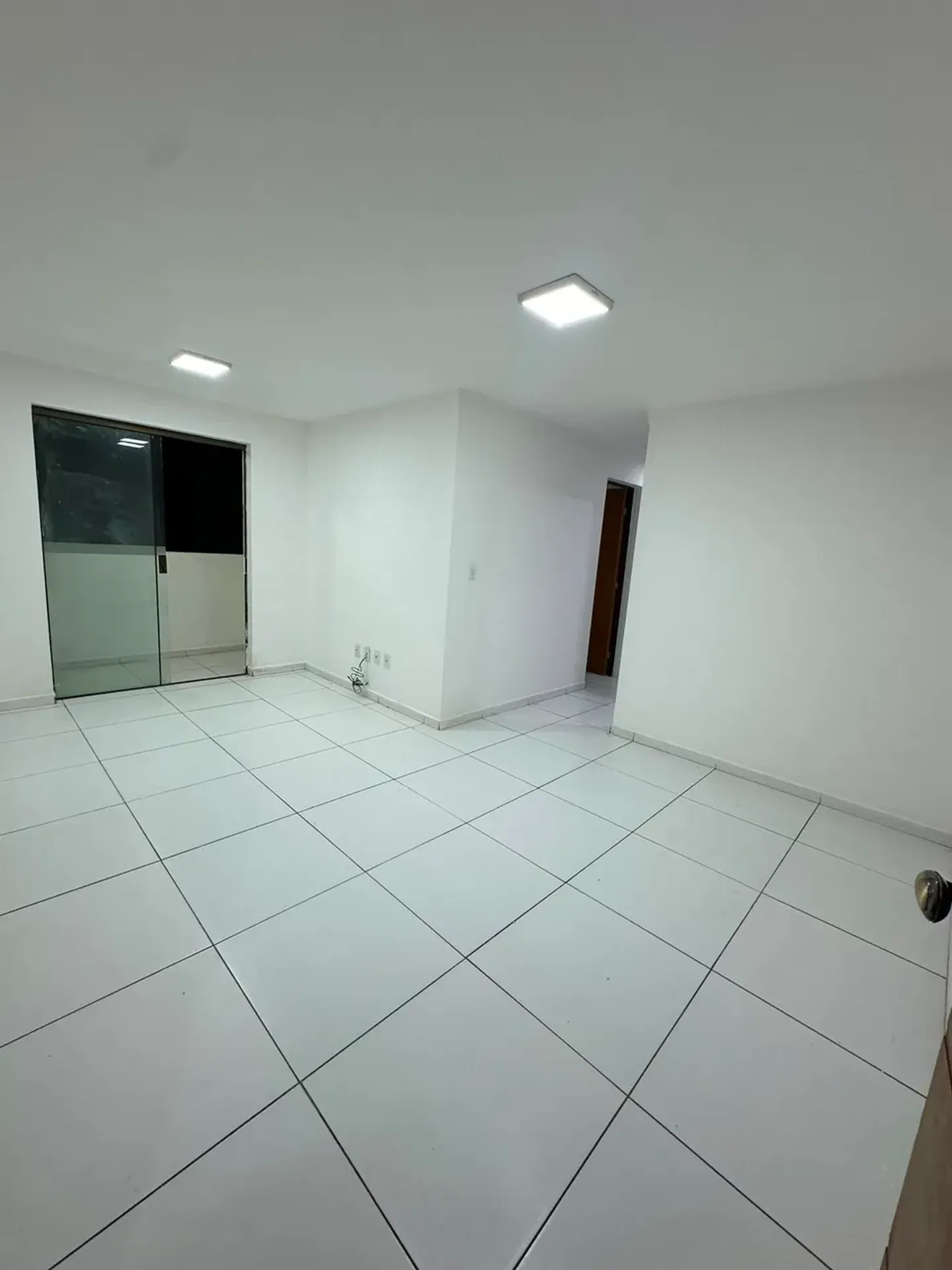 Apartamento de 2 quartos em condomínio com academia — photo 6