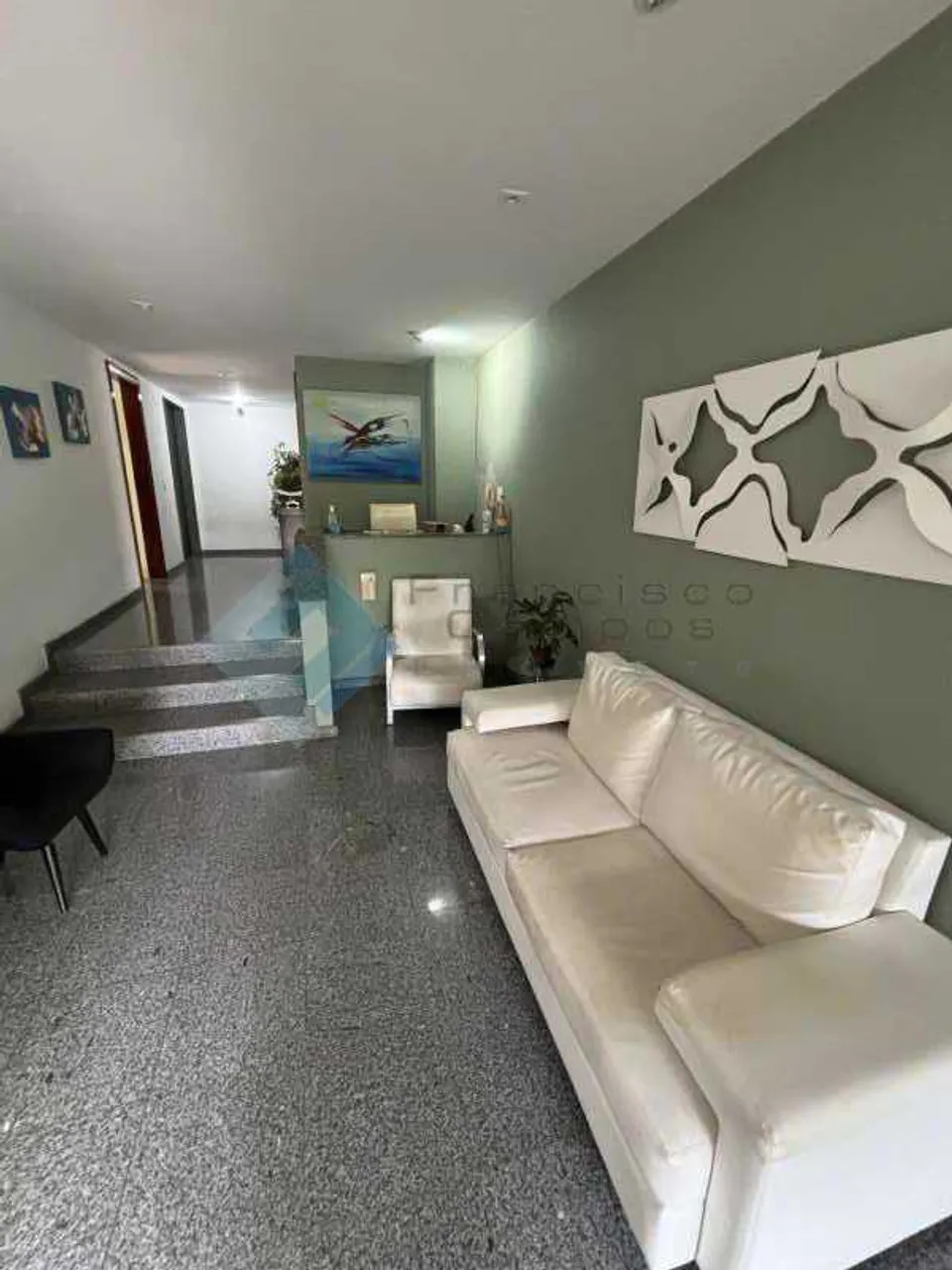 3-bedroom apartment with a glass-enclosed balcony — photo 14