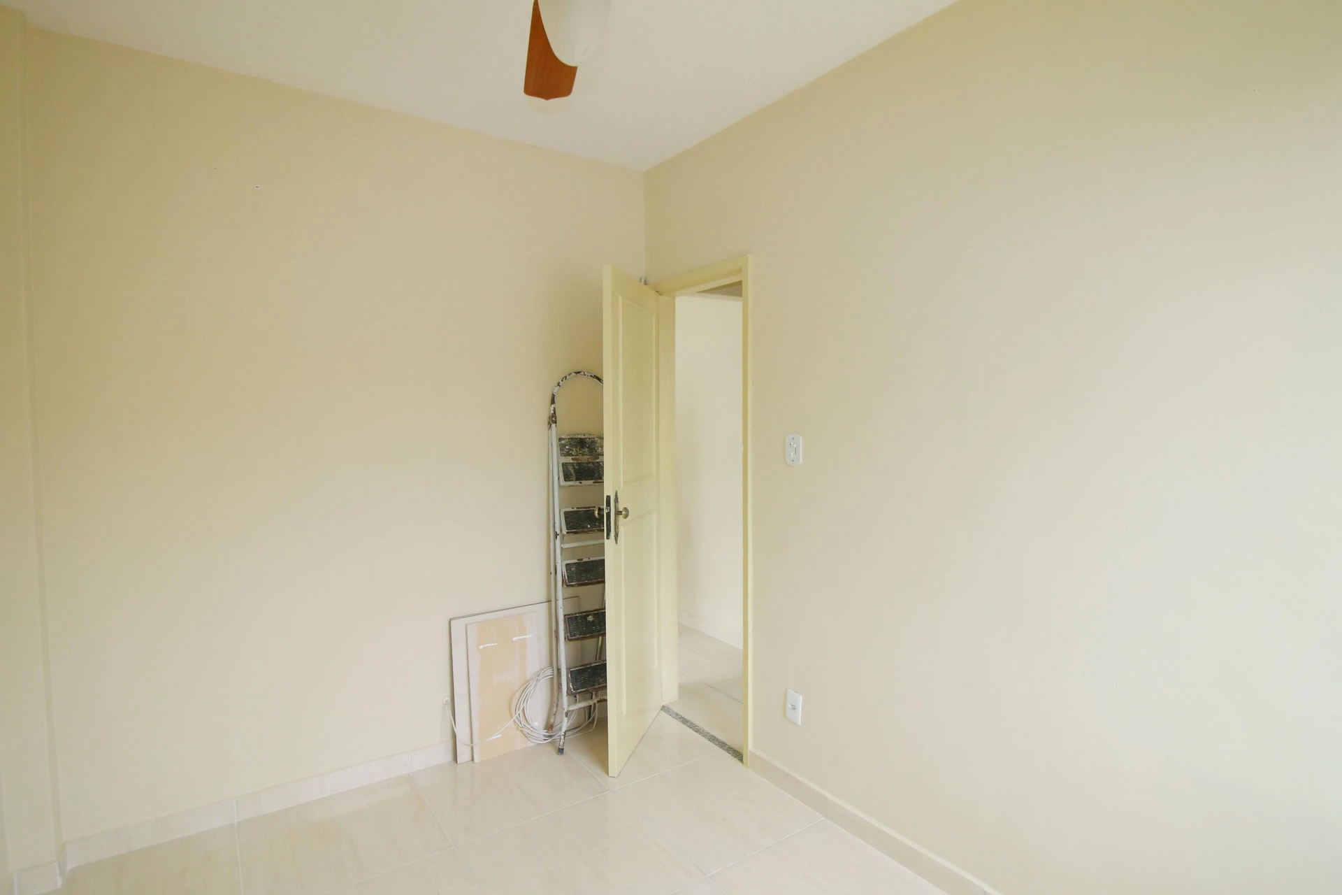 Apartment, 49 m², with a grill on the balcony — photo 27