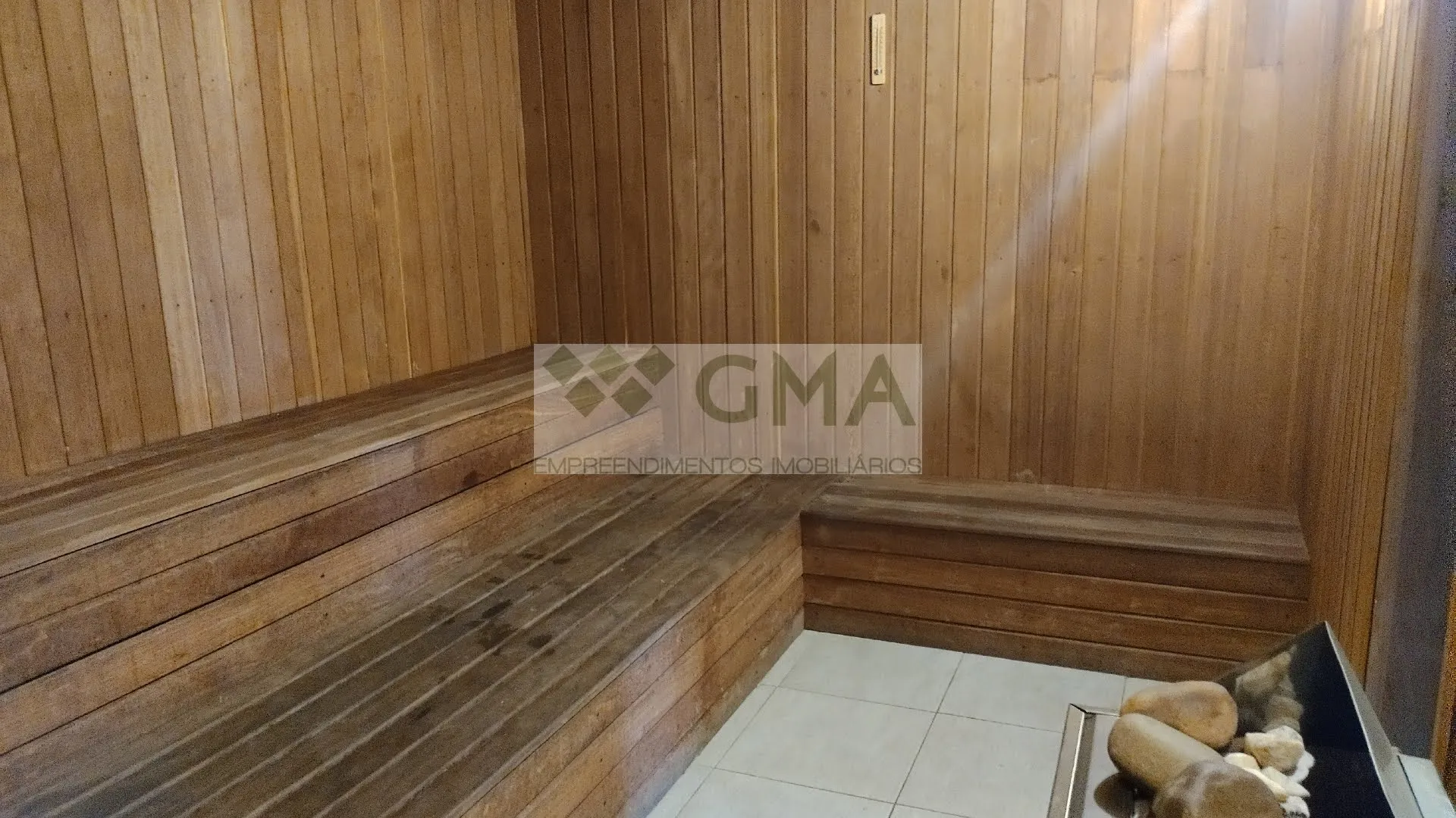 205 m² apartment on the 5th floor with 4 bedrooms — photo 50