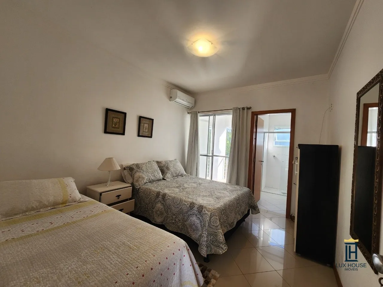 Casa amueblada con 6 dormitorios y 600 m² — photo 30
