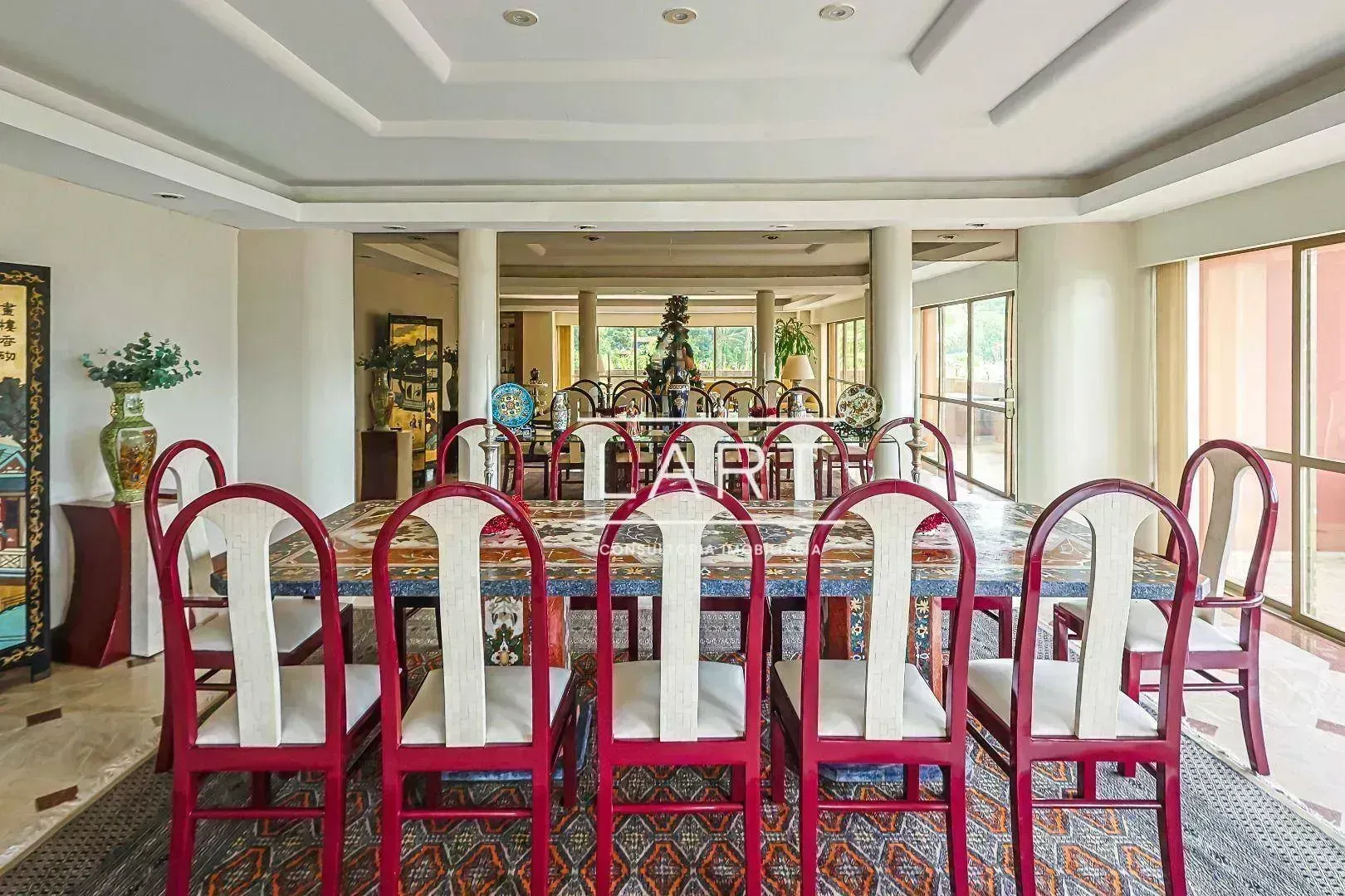 Будинок 800 м² з 6 спальнями-сюїтами та 9 ванними — photo 28