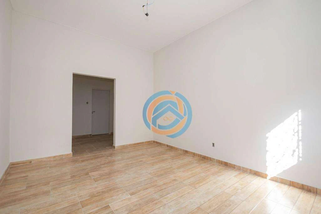 Detached house with 4 bedrooms and 4 parking spots — photo 5