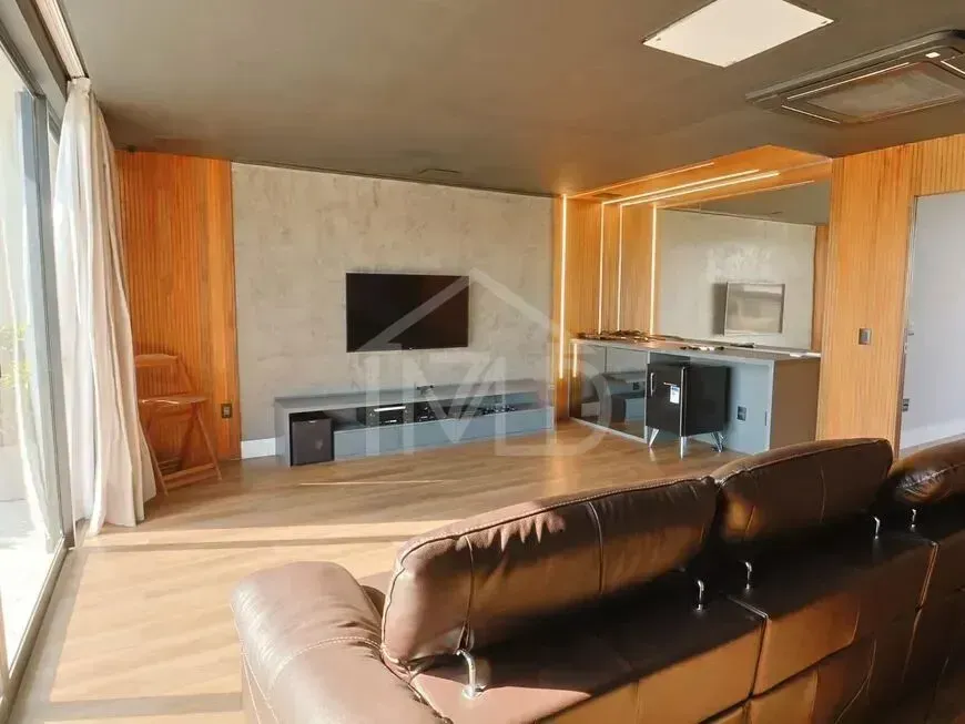 Furnished house with 5 bedrooms and open-plan kitchen — photo 31