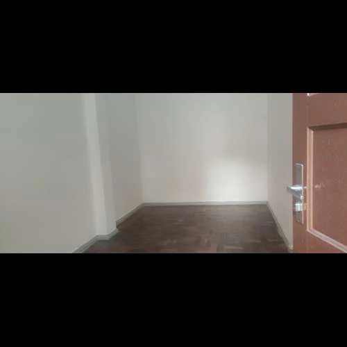 Quitinete com 1 quarto e 1 banheiro — photo 2