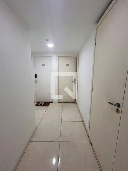 2-bedroom apartment in a building with a pool — photo 20