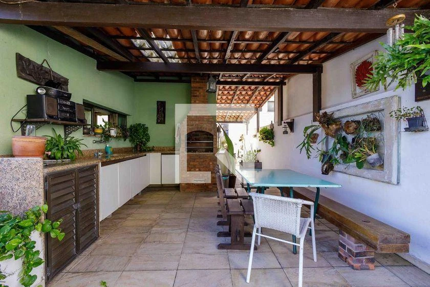 Apartamento amueblado de 5 dormitorios y 360 m² — photo 2