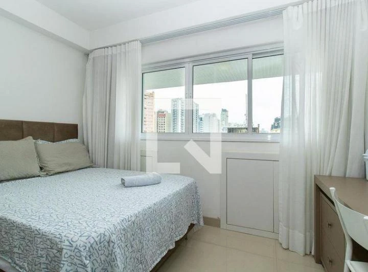 Studio mobiliado de 33 m² com área de trabalho pronta — photo 6