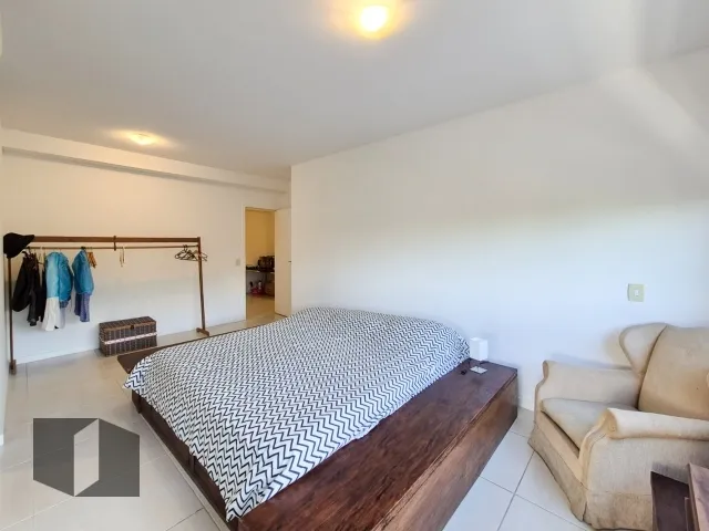 Apartment with 4 bedrooms and 4 bathrooms — photo 8