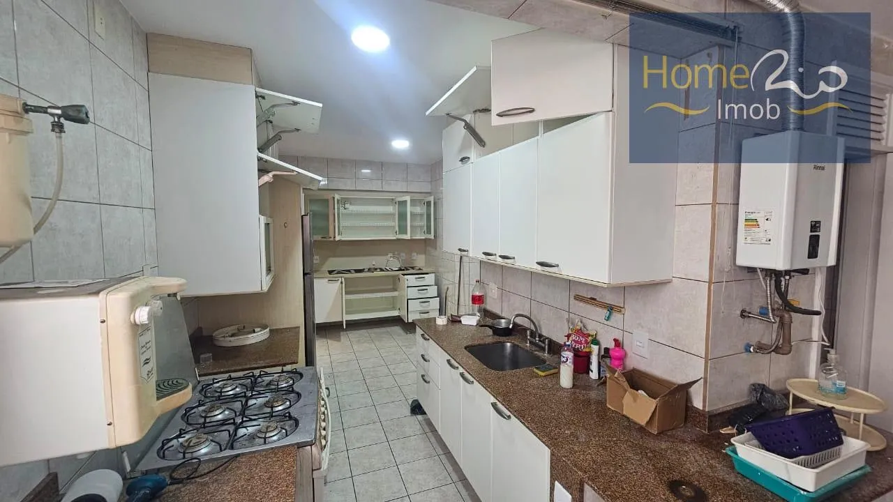 Furnished apartment, 155 m², with floor-to-ceiling windows — photo 10
