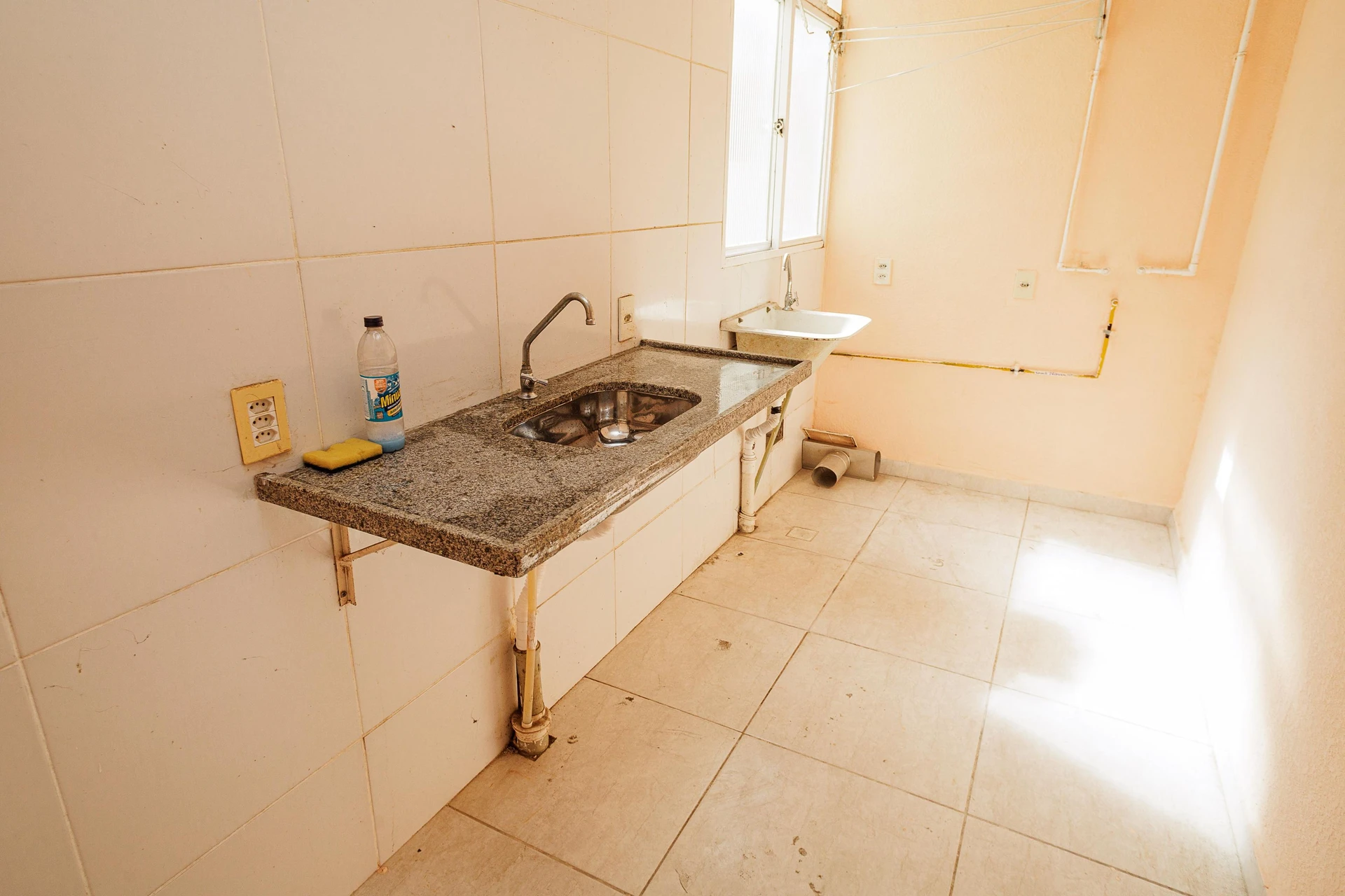 Apartamento de 2 quartos com 1 banheiro e aceita pets — photo 3