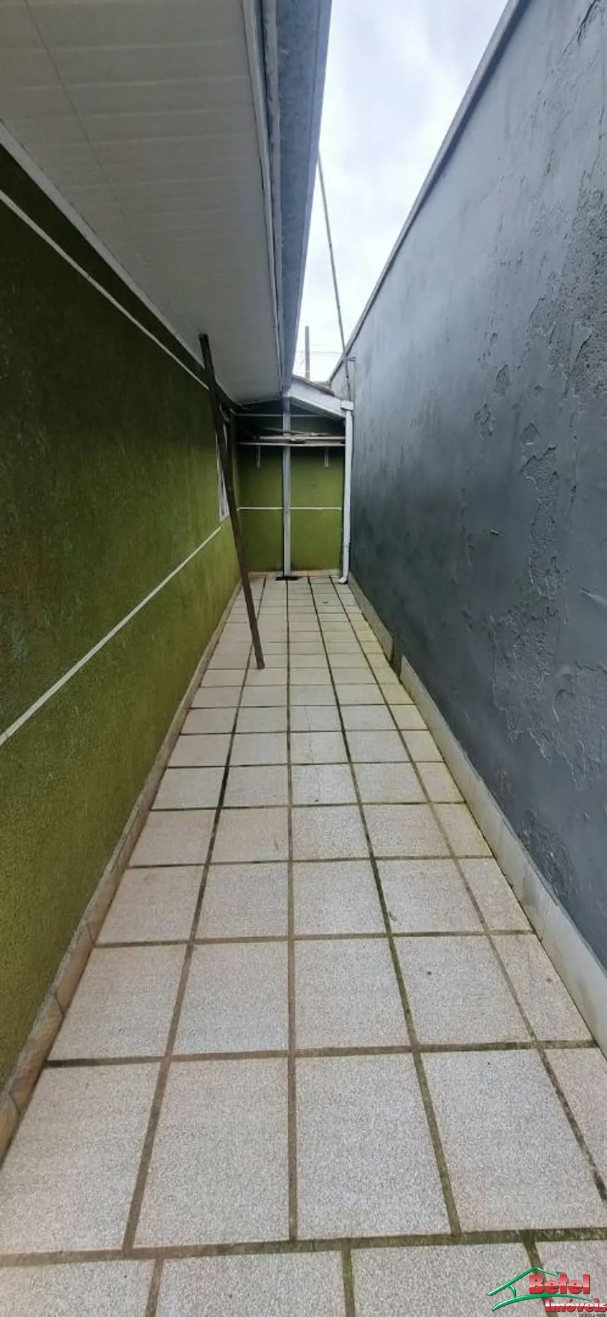 3-bedroom house with a grill on the balcony in Curitiba — photo 36