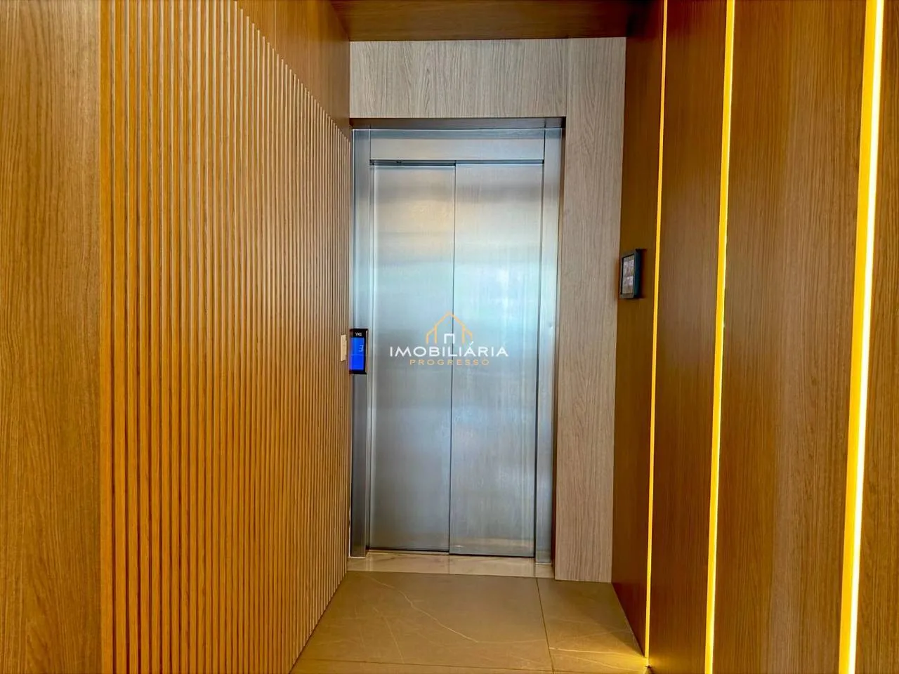 Dishwasher in a 3-bedroom apartment, 153 m² — photo 33