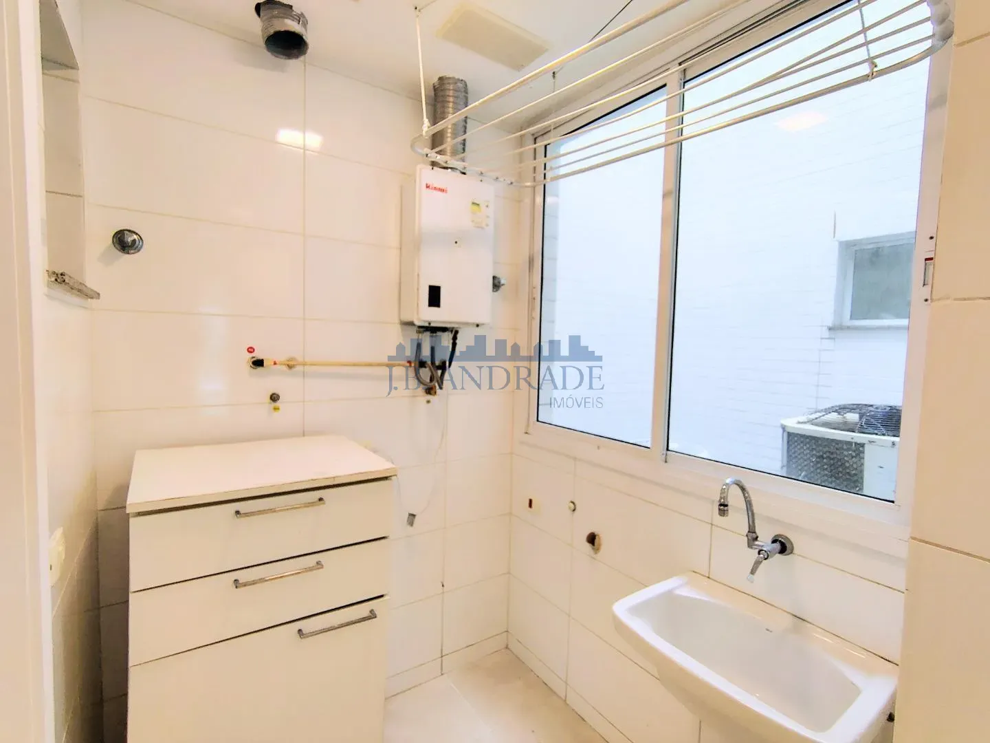 Apartamento com 4 quartos e varanda envidraçada — photo 25