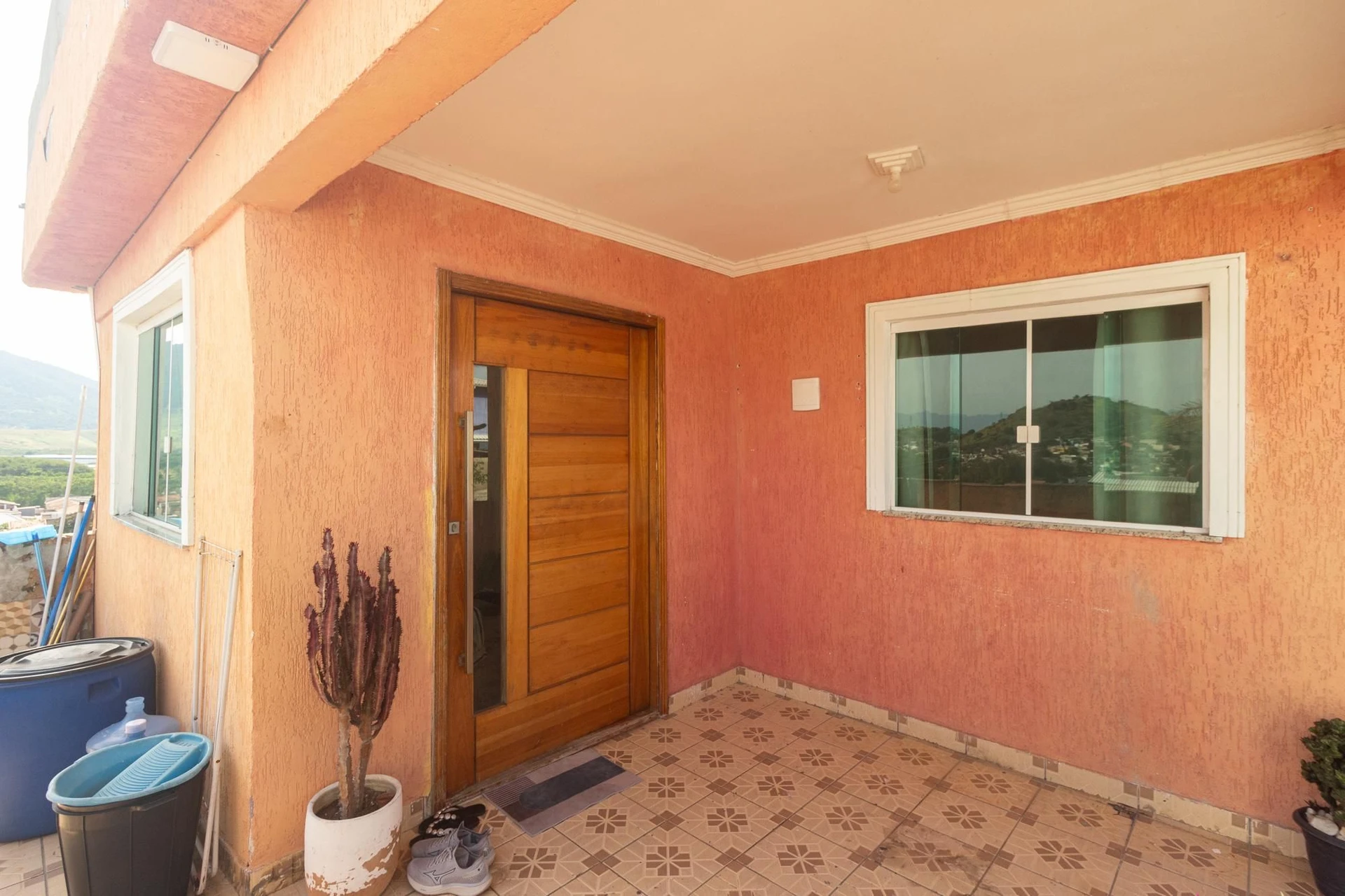 Furnished house with 2 bedrooms and 1 bathroom — photo 34