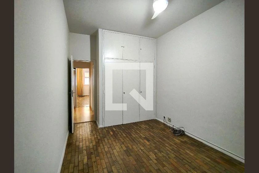 4-bedroom apartment with 3 bathrooms and 128 m² view — photo 38