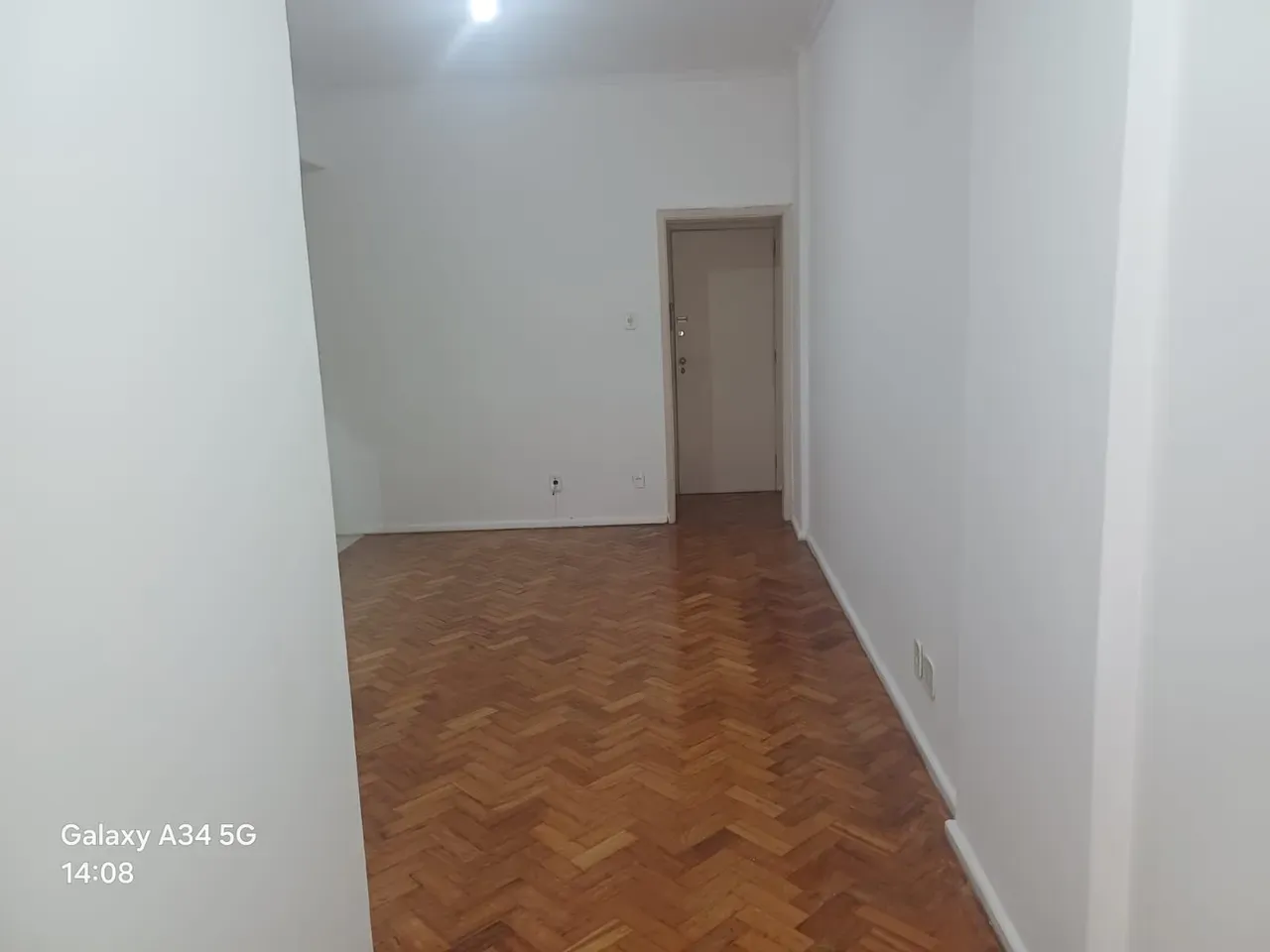 Apartamento, 91 m², com banheira — photo 16