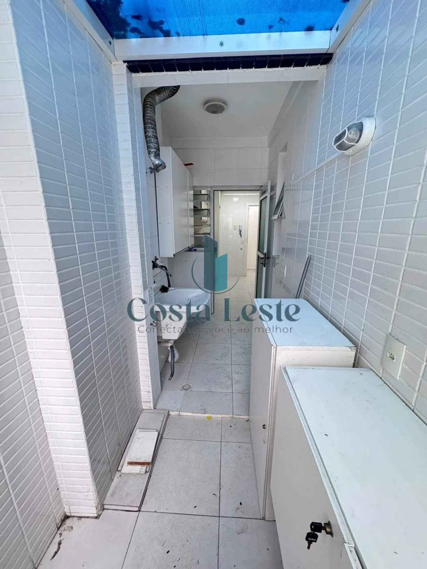 3-bedroom apartment with 2 en-suite bathrooms — photo 17