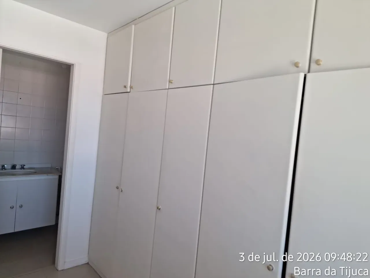 2-bedroom apartment in a building with a gym — photo 18