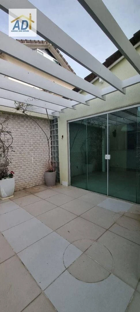4-bedroom house, 1 with its own bathroom, 220 m² — photo 2