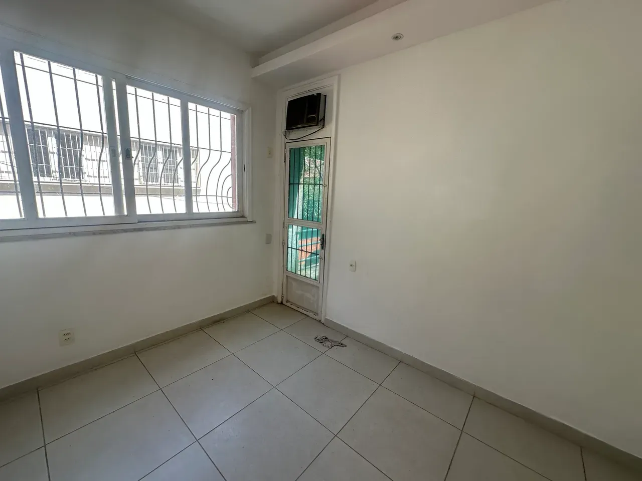 5 quartos e vista para as montanhas: apartamento de 233 m²