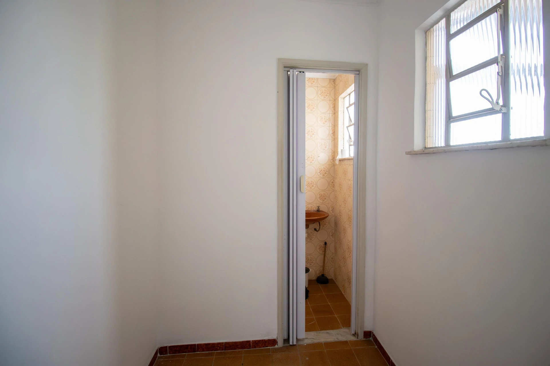 Apartment, 60 m², with a washing machine — photo 36